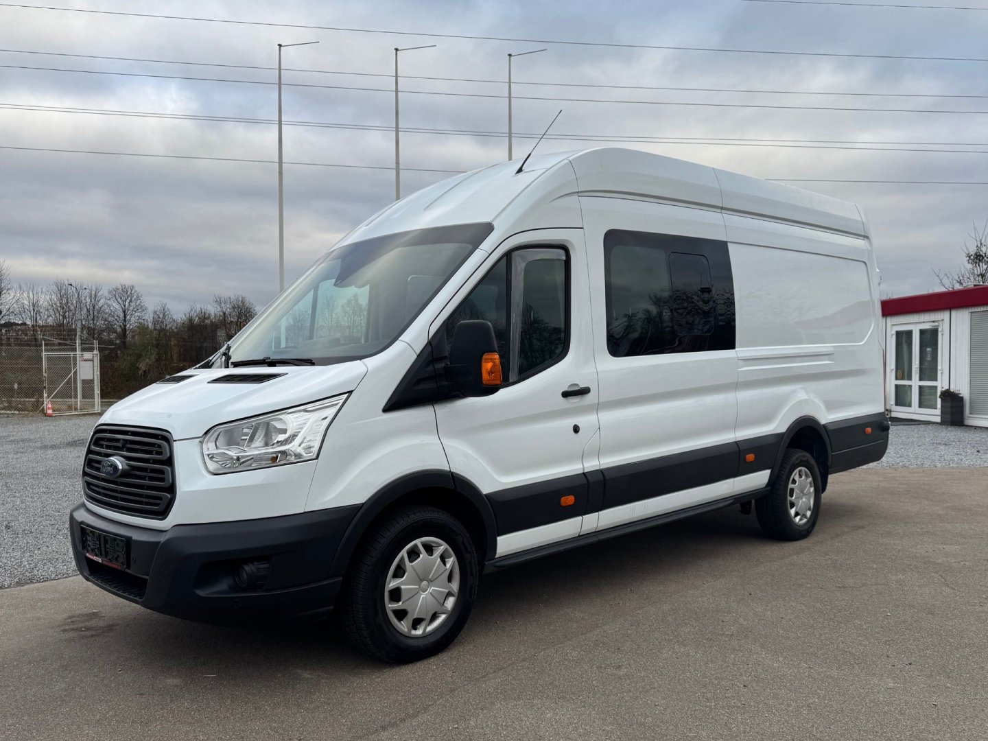 Ford Transit 2.0 TDCI 125kW JUMBO 6-MÍST