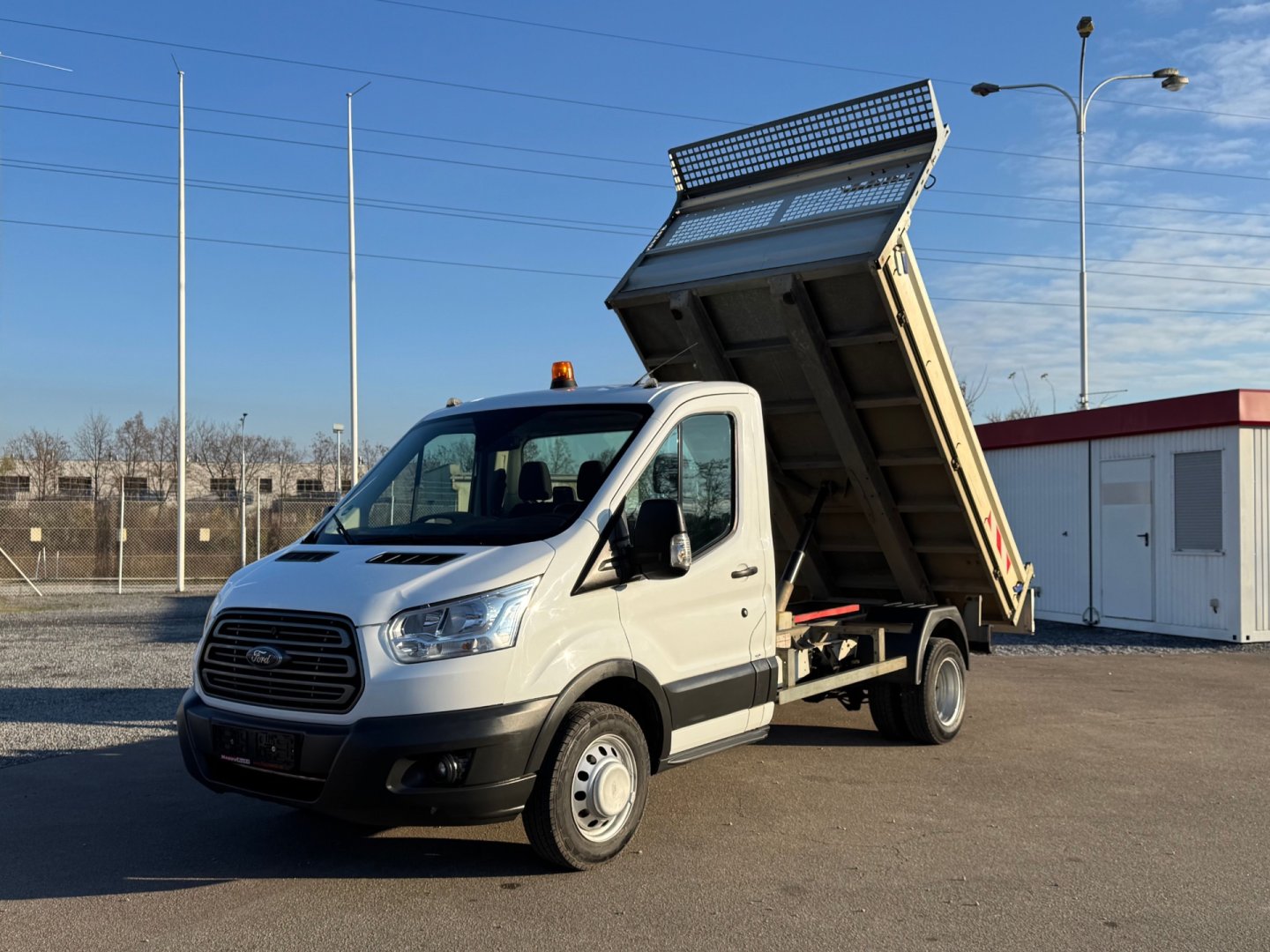 Ford Transit 2.0 125kW SKLÁPĚČ DVOJMONTÁŽ