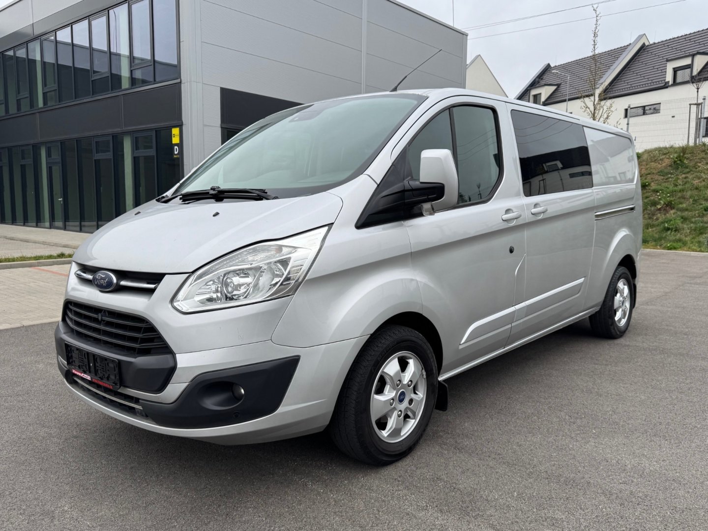 Ford Transit Custom 2.0 125kW 6-MÍST L2